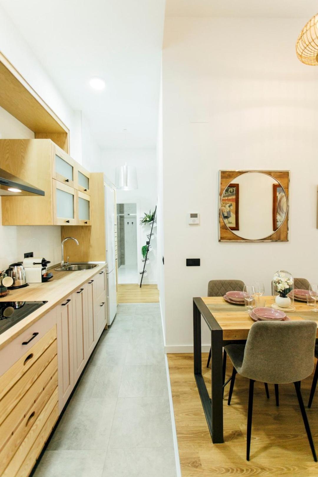 Modern With Seasonal Swimming Pool- 1Bd 1Bth- Goyeneta Apartment Seville Exterior photo